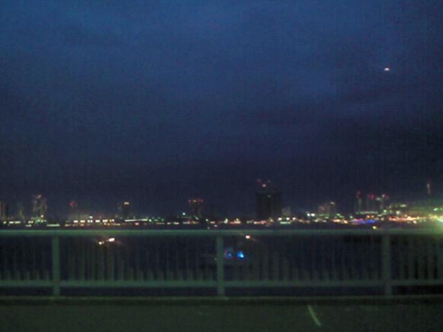 �l�����̊C